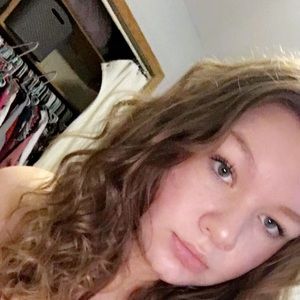 Meet your Posher, Vivian